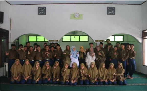 Sharing Profesi Inspiring Parent di SMA Muhammadiyah Al Kautsar PK Kartasura